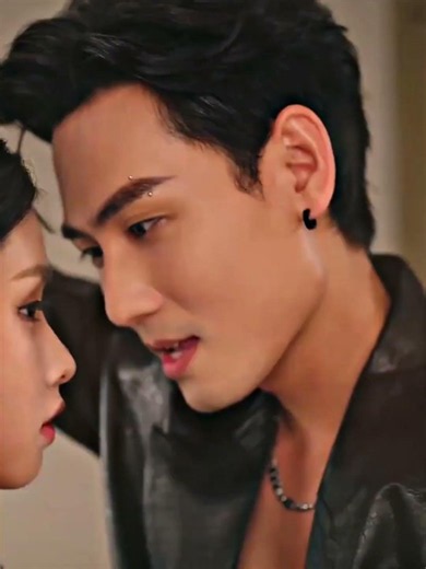#drama To get revenge on her husband, the wife decided to... #flickreels