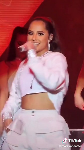 Becky G Performs