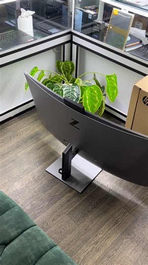 B world solutions Ltd | HP Z40c G5 WUHD Curved Monitor 40 Inch 5K2K IPS 60Hz 14ms Ultrawide Monitor 13MP Webcam Integrated Speakers Microphone Large Computer... | Instagram