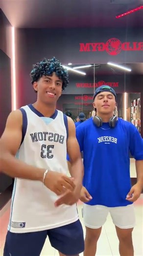 Gabriel Denis e Estevão Filipe Dançando-.| { Tik Tok Dos Famosos Dance }