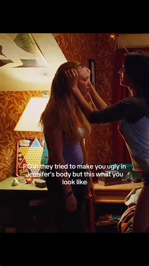 And they failed too because she’s still gorgeous till this day#amandaseyfried#glasses#needy#jennifersbody#pov