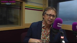 Musician and composer Simeon Wood was with Beth and Christy on the #MRConisterRock this afternoon. Here he chats about childhood freedoms and shares a moving story about reconnecting with the music teacher that most inspired him many years on. You can listen back to the whole programme at this link for the next 7 days https://www.manxradio.com/radioplayer/od/items/2006/ #MRVision | Manx Radio