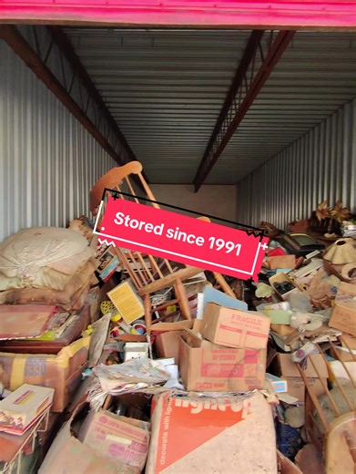 Exploring Vintage Antique Finds from Storage Wars