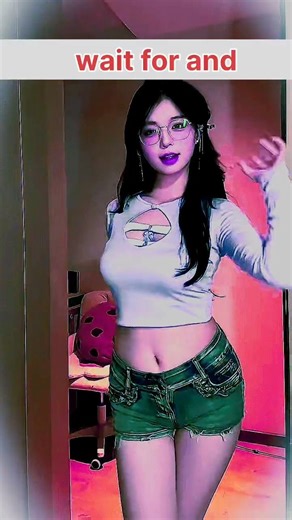 🤍 White Crop Top Vibes & Smooth Moves | Wait for it ✨#dance #viral #china #grill #shorts #CuteVibes