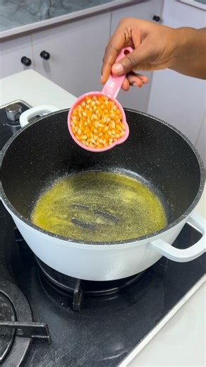 Njideka Anyaegbu Juliet on Instagram: "PUBLIC ANNOUNCEMENT!! . Please ndi ya eme travel, Biko buy popping corn😒. Please 🙏 don’t choke me with chinchin😔. Me sef I will do chin chin oo buttt add other things there nah😔. Add dry fried meat, the one that once somebody eats one like this, onu ya eju😂. Please 🙏 😑. . From tomorrow, we’ll start our 15 days Christmas recipes that will include snacks, stew, sauce, sharwama, rice dishes and a lot more!! So make sure you follow me for more recipes th