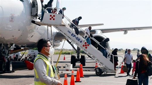 Aeropuertos en México operan sin radar meteorológico; controladores aéreos prefieren retirarse