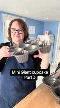 Today I’m making a mini giant cupcake using @wilton tin #cake #cakedecorating #cupcake