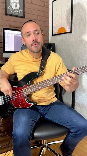 EXAMPLE OF A 12 BAR BLUES WALKING BASS (TABS + TUTORIAL IN THE DESCRIPTION)