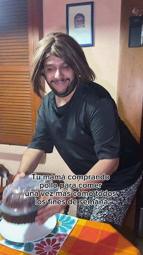 Pollo ya no mamá porfavor!!!! JAJAJAJA #comedia #pacodemiguel