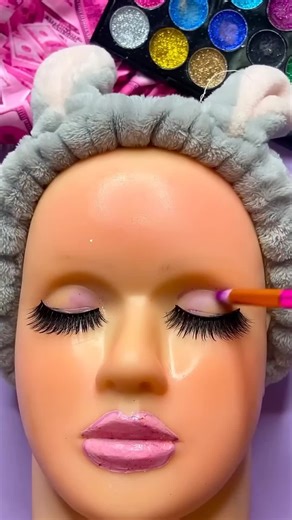 ASMR Makeup Session for Minecraft Lovers
