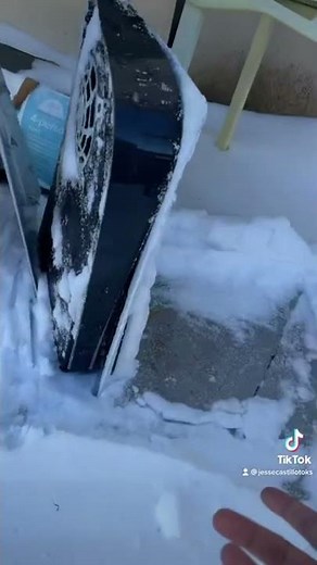 Girlfriend Destroys PS5 because She Called Boyfriend Another Guys Name