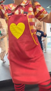 42K views · 278 reactions | Detičky v Bešeňovej sú veľmi šikovné!  Toto sme si spolu so Spievankou nacvičili počas pohybovo-rytmického workshopu. 力❤️ | SPIEVANKOVO | Facebook