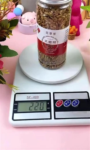 Cooking without measuring? You're doing it wrong. ⚖️ This Amazon Basics Digital Kitchen Scale makes baking and meal prep super easy. With an LCD display, tare function, and multiple unit options, you get perfect measurements every time. Weigh ingredients up to 11 lbs with precision. Compact, sleek, and a must-have kitchen gadget. 🛒 Tap the link and upgrade your kitchen today! #kitchengadgets #amazonfinds #mealprep #bakingtools #homecooking