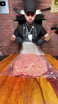 This Grilled Beef Looks INSANE! 🔥🥩 #food #bbqmeat #cooking #seafoodprep #bbqfish #mukbang
