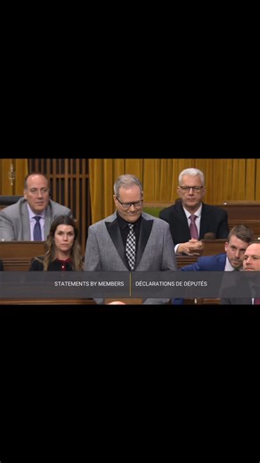 The tradition continues! Thrilled to deliver the House of Commons 2025 Christmas poem! 😅 Always nice to get a few laughs from all parties before we return to our ridings for the holidays. 🎄 | Darren Fisher