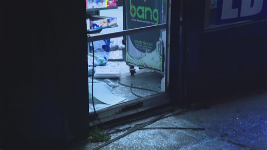 Convenience stores targeted in wave of smash-and-grabs across Chicago