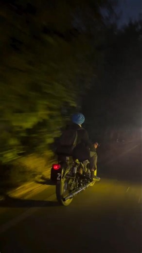 bullet modified#trending #shorts#automobile#trendingshorts#bulletmodified#splendormodified#akrapovic