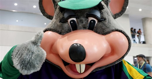 'Chuck E. Cheese' handcuffed and arrested in Florida on charges of using a stolen credit card