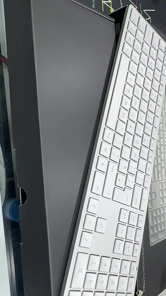 HP wireless keyboard 975 programmable - receiver USB Bluetooth - black QWERTY *Multiple connectivity options mean more flexibility. Connect up to 3 devices — two via Bluetooth and one via 2.4 GHz USB-A dongle, and switch between devices using one button. Plus you can easily pair peripherals to a Windows 10 PC in two steps using Microsoft Swift Pair. KSHS 6500 #officelife #GadgetGoals | Yellow Apple Technologies