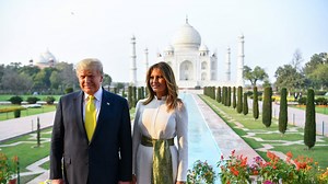 Trump India Visit: Donald and Melania Trump visit Taj Mahal in Agra | The Times of India