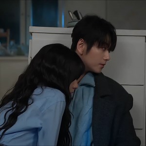 So sweet!🥰#Affinity #炽热吸引 #JinFang #YuxinCui #YijunWang #cdrama #chinesedrama #YOUKU #优酷 | Youku