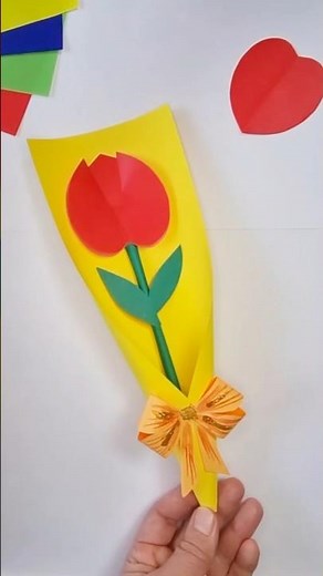 Cute Paper Flower Gift Easy DIY for Mom, Grandma & Teacher