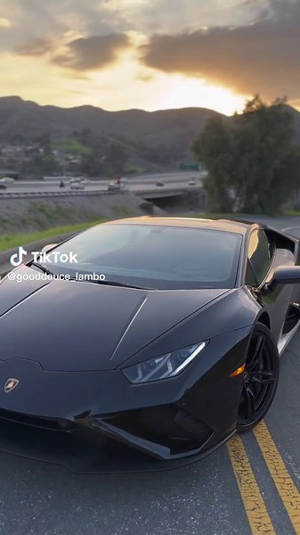 ♠️ . . #lamborghini #lambo #losangeles #lifestyle #car #cars #exotic #motivation #huracan #explorepage #evo #widebody #supercar #exoticcar #hypercar #lamborghinihuracan #explore #lamborghinis #aventador #lamborghiniclub #lambolife #lambohuracan #lambolifestyle #cargram #carinstagram #carsofinstagram #carporn #carlifestyle #carphotography #urus