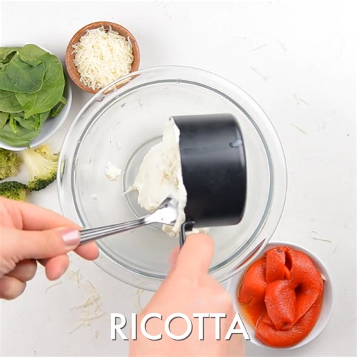 4.9K views · 14 reactions | ❤️Recipe: https://www.recipegirl.com/stuffed-pizza-pie/ This Ricotta and Vegetable Stuffed Pizza Pie begins with a basic pizza dough. It's such a delicious way to make pizza! | RecipeGirl | Facebook