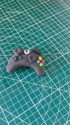 How to make fondant xbox and ps4 remote😬 #diy #xbox #ps4 #ps5 #fondant #easy #tricks #artistic