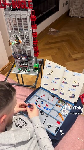 Daily Bugle Lego Set 76178 - Bag 16 Build Guide