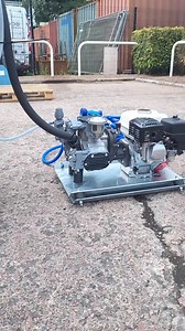 Softwashing! 🌊 Think you always need high pressure to effectively clean your house or commercial property? Think again… Softwashing has taken the world by storm, gone are the day’s spent painstakingly going over every inch of a property with a high pressure lance, instead let the Maxflow P40 Softwash beast knock out these jobs in minutes. Utilising a huge water flow of up to 50L/min this machine saturates massive areas in minutes, pumped with the Comet P40 Acid resistant pump this allows you to