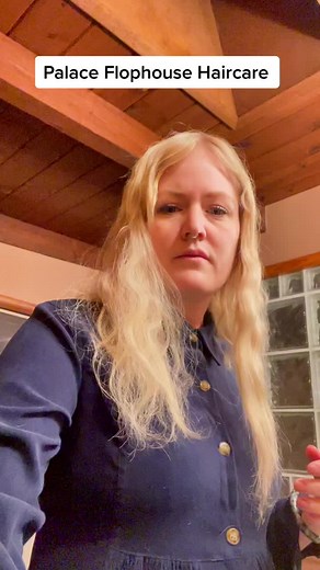 Ways to use our PF Haircare products. Watch as Ann refreshes her morning hair, setting it for the day. Air dry after application, and move on! X #pfs