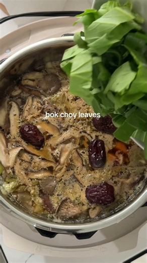 easy one-pot ginger chicken soup🍲🫚