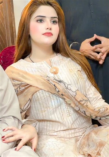 Pakistani TikTok Stars & Creators Showcase