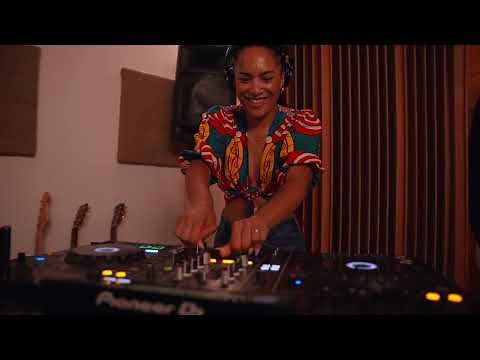 KARABA - Mad Mess + Délivrance (Live Studio Performance)