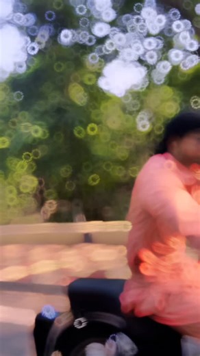 Ñóddy... 👽 on Instagram: "🌙🥱👀"