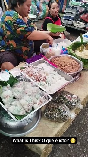 What is This street food in Laos? O que é isto no mercado de rua no Laos 🇱🇦 🤯🤯 #travel #streetfood