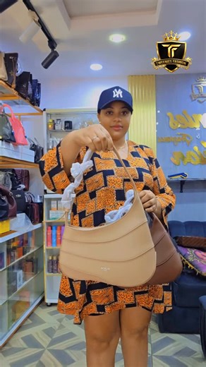Tweenies_clothes and bags seller in lagos. | Yesterday’s bag is almost sold out 👀🔥 That spacious beauty is moving fast and we have just 7 pieces left with a few already gone. Now... | Instagram