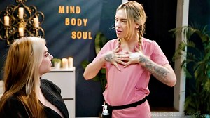 Cubbi Thompson Lesbian - XXXBP