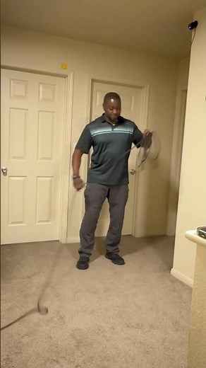 Properly Wrapping an XLR Cable | Over-Under Method Demonstration