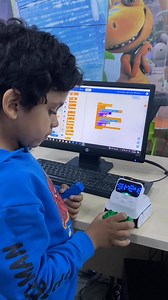 Today’s Project: Codey Rocky Robot 🤖🔵🟢 اليوم كان مليئاً بالحماس والإبداع في مركزنا التعليمي. قام أطفالنا الموهوبون ببرمجة الروبوت Codey Rocky ليتمكن من التعرف على الألوان باستخدام الحساسات. بدأوا بكتابة الأكواد اللازمة لتمكين الروبوت من التمييز بين الألوان المختلفة، وتعلموا كيفية استخدام الحساسات بكفاءة. بعد الانتهاء من برمجة الروبوت، استمتع الأطفال باللعب معه وتجربة إمكانياته المتنوعة. كانت تجربة مليئة بالتعلم والمرح، حيث شاهدوا كيف يمكن للتكنولوجيا أن تتفاعل مع البيئة بطرق مدهشة. الأطفال كا