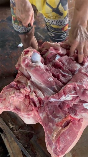 Cutting Pig Leg with Sharp Knife | Butcher Skills #butcherskills #meat #porkcutting #foodprocessing