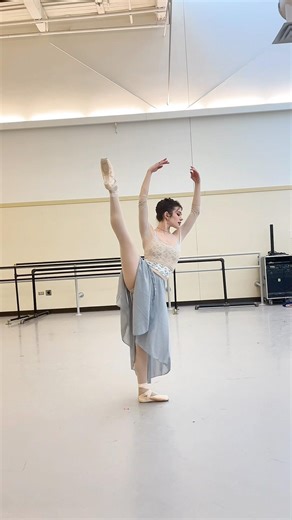 In the studio with Madison Russo 🩰✨ #Ballet