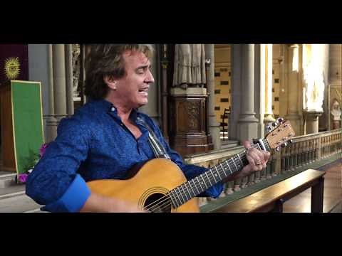 Peter Howarth Acoustic - He Ain't Heavy, He's My Brother.