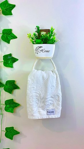 Diy Com Eli Artes | Decoração| Artesanato 🌸 on Instagram: "✅TODO MUNDO AMOU ISSO CONFIRA! 👇🏻 😱❤️ #ideiascriativas #criatividade #homedecor #rendaextra #organizadores #reciclagem #facavocemesmo #diy #artesanato #manualidades #reelsviral #viraliza #recicle #reciclagem #diycraftsideas #crafts #facilerapido #decoracao #homedecor #rendaextra #flowers #amoflores #organizadores #viralvideo"