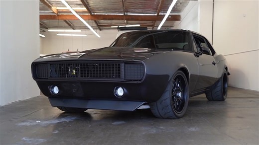 Raw power and custom engineering in this Camaro pro-touring build