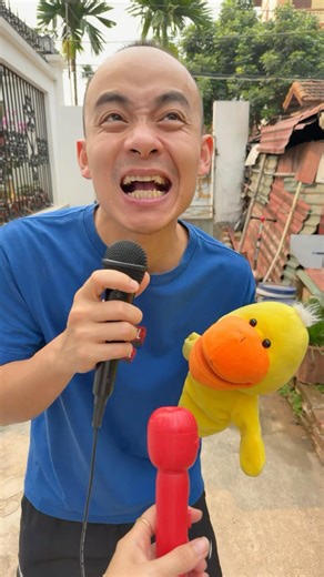 Cuộc thi Hát của Blueman vs Vịt Vàng#shortvideo