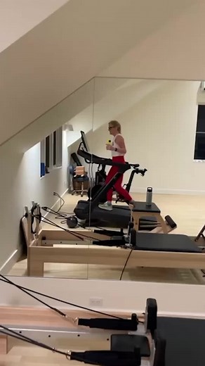 Mel Robbins on TikTok