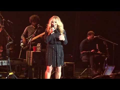 Lee Ann Womack - I Hope You Dance, live at Infinity Energy Center Duluth, Atlanta, 28 Jan 2017