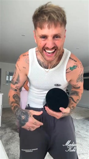 179K views · 872 reactions | The worlds smelliest candle  | Kristen Hanby | Facebook